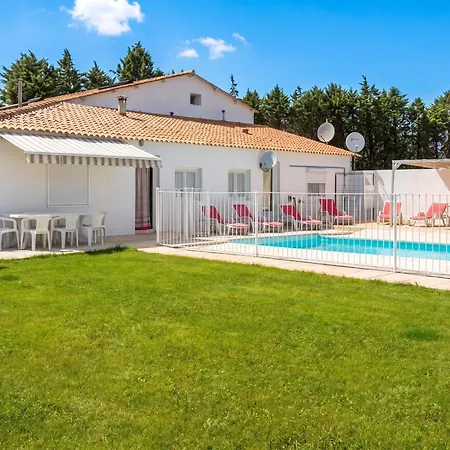 Villa Charmante A Avec Piscine Privee