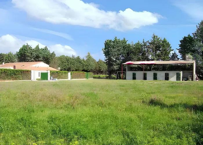 فيلة Charmante A Avec Piscine Privee Meynes