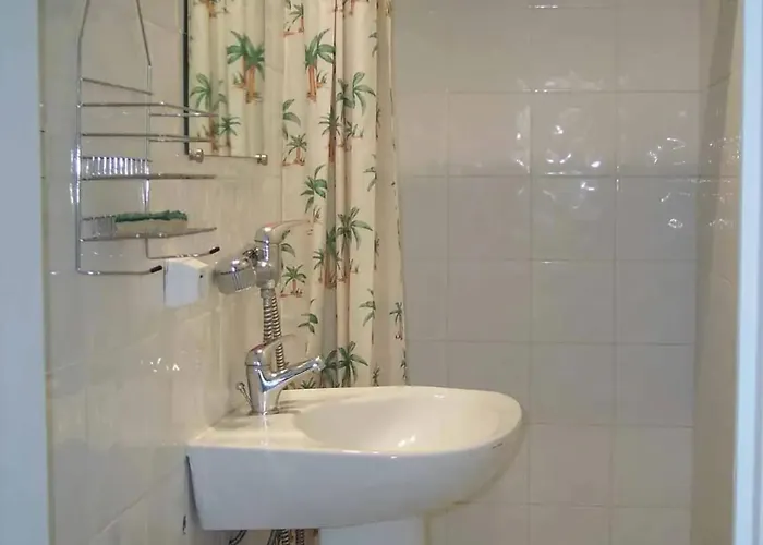 Charmante A Avec Piscine Privee